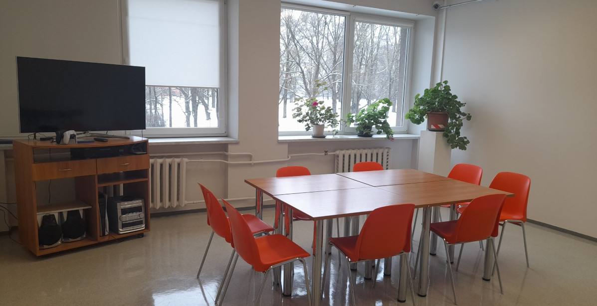 karlova-ropka branch library meeting room