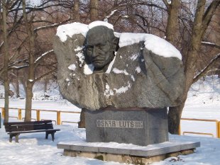 Oskar Luts foto: skulptuur Oskar Luts